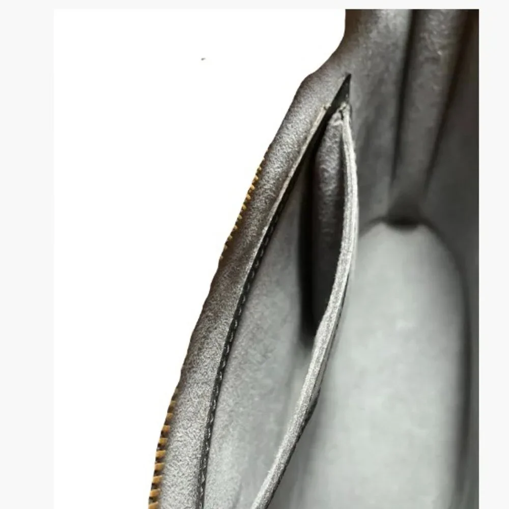 Louis Vuitton Epi Saint Jacques PM Vintage Handbag with COA Very Good Condition - Picture 10 of 15